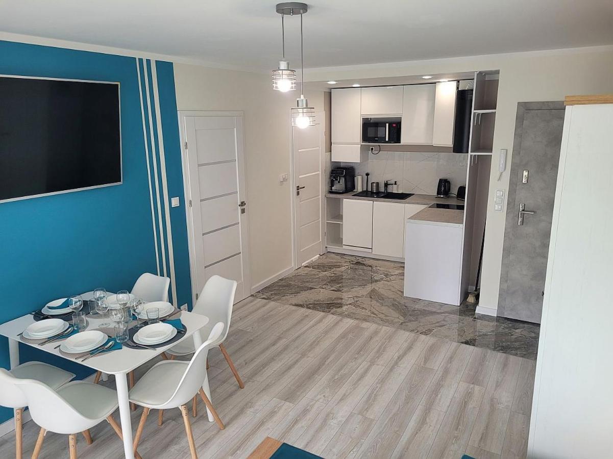Pobierowo Baltic Apartament Turkusowy Eksteriør billede