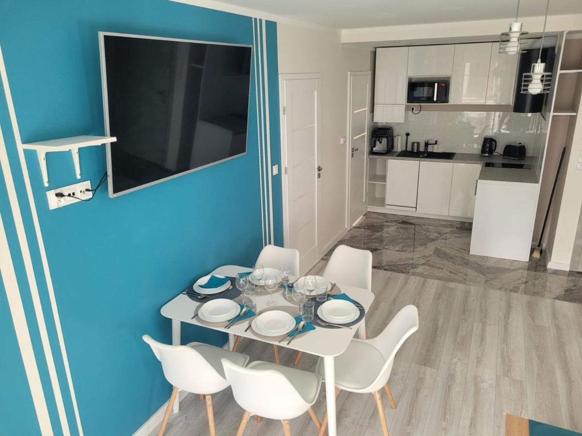 Pobierowo Baltic Apartament Turkusowy Eksteriør billede