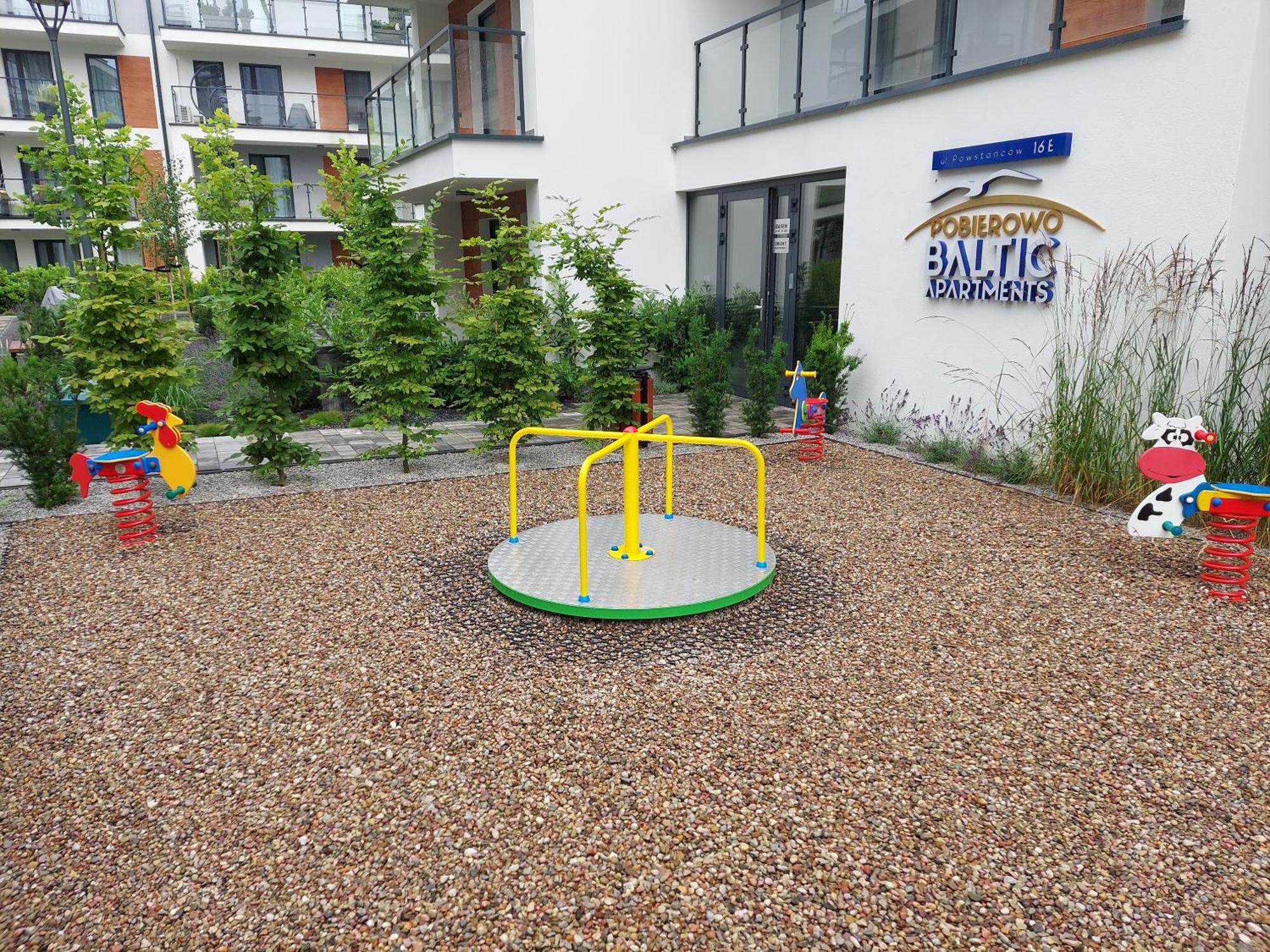 Pobierowo Baltic Apartament Turkusowy Eksteriør billede